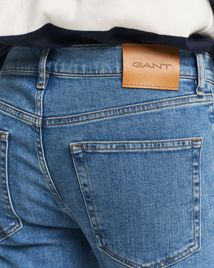 slim fit clean wash jeans - mid blue worn in