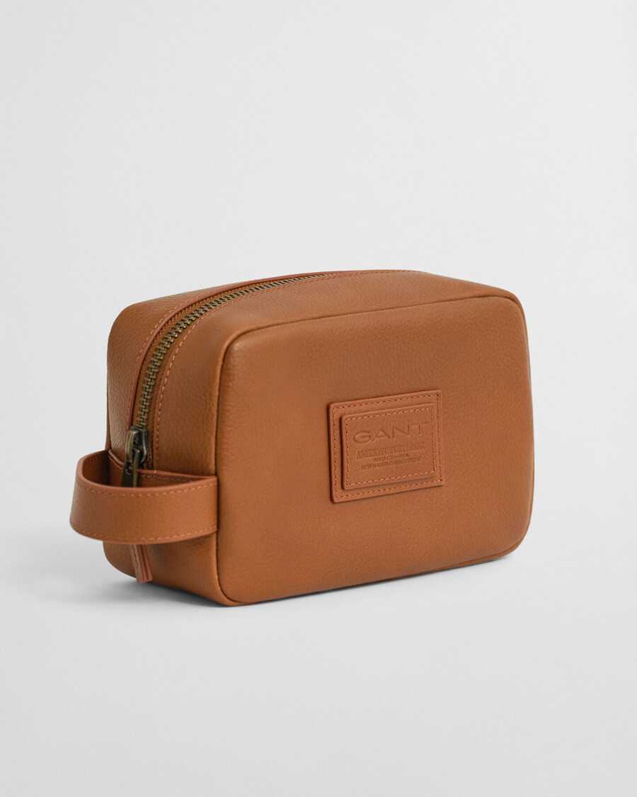 leather toiletry bag - cognac