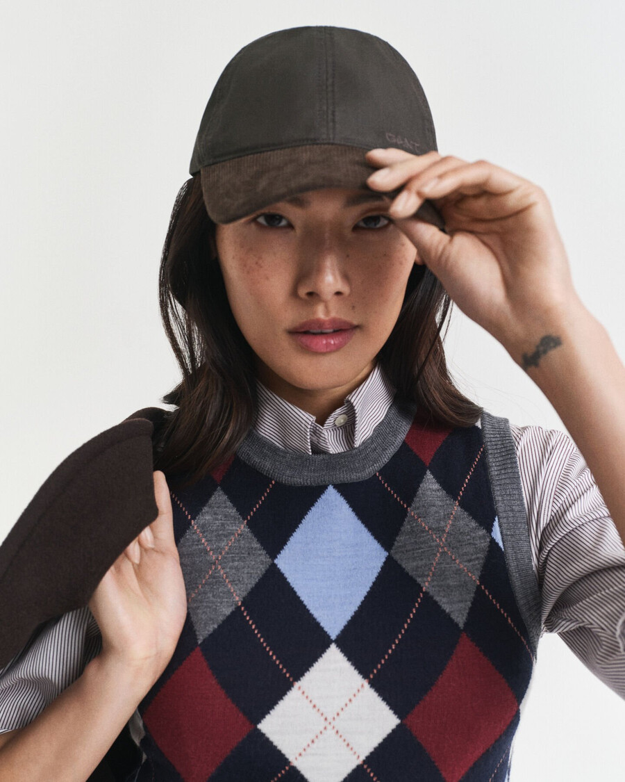 argyle crew neck vest - charcoal melange